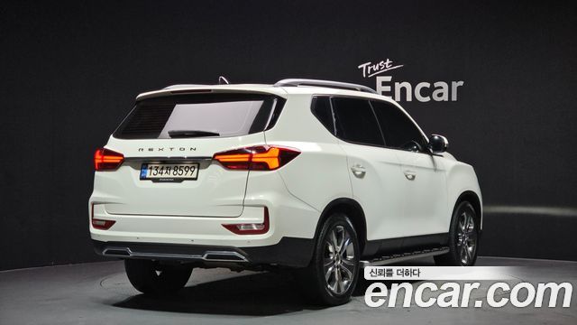 Ssangyong Rexton из Кореи Encar