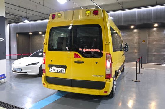 Renault (Samsung) Master School Bus 15-Seater — пробег 74 668 км — фото 4 из 5