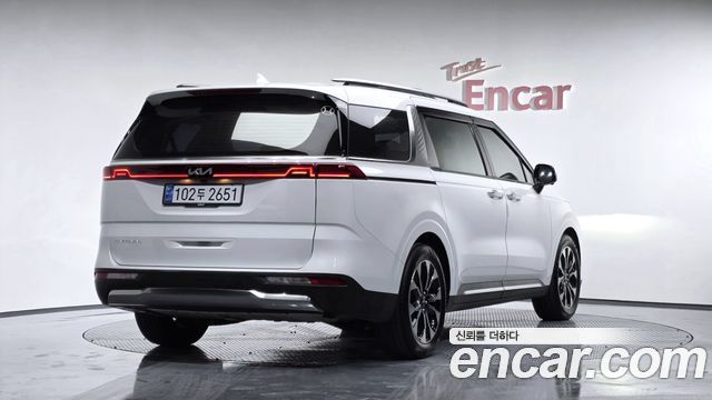 Kia Carnival из Кореи Encar