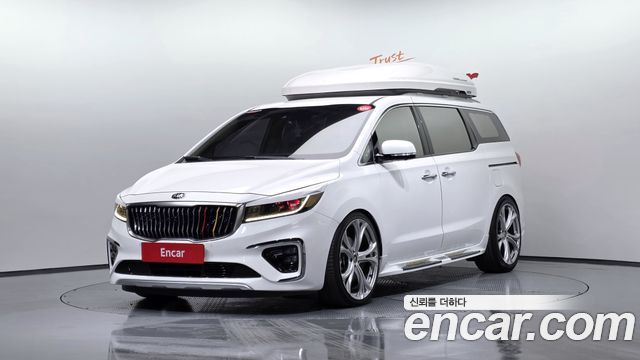 Kia Carnival из Кореи Encar