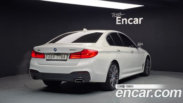 BMW 5-Series 530i xDrive M Sport Package Plus — пробег 111 280 км — фото 2 из 5