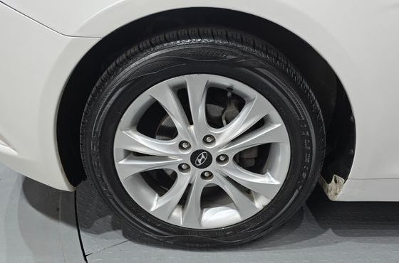 Hyundai Sonata Premier — пробег 129 801 км — фото 5 из 5