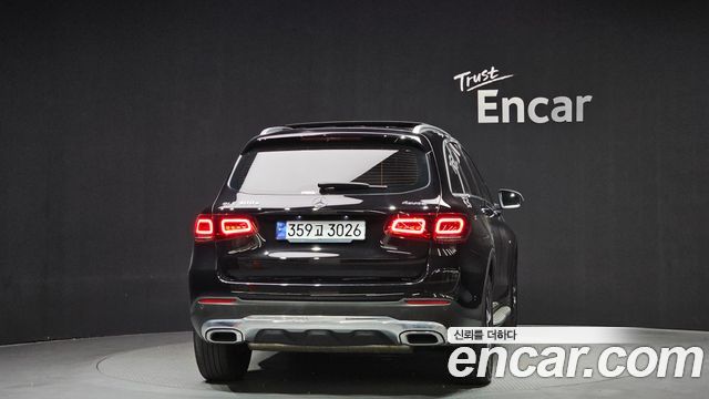 Mercedes-Benz GLC-Class GLC300e 4MATIC — пробег 71 418 км — фото 4 из 5