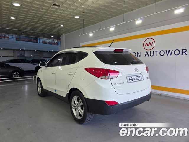 Hyundai Tucson Diesel 2WD LX20 Luxury — пробег 213 175 км — фото 3 из 5