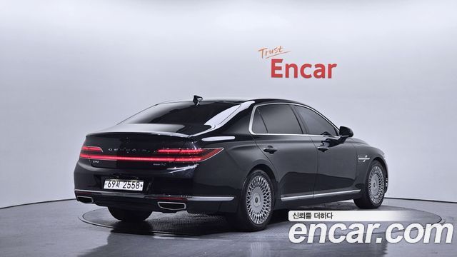 Genesis G90 5.0 AWD Prestige — пробег 210 339 км — фото 2 из 5
