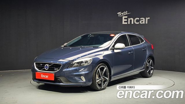 Volvo V40 из Кореи Encar