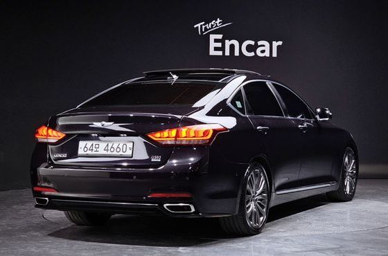 Hyundai Genesis G380 Finest Edition AWD — пробег 200 871 км — фото 2 из 5