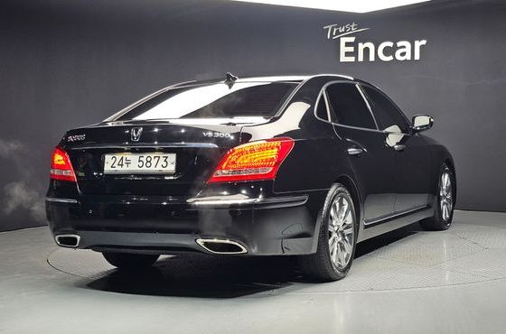 Hyundai Equus VS380 LUXURY — пробег 97 415 км — фото 2 из 5