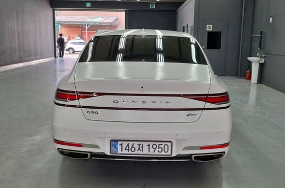 Genesis G90 Gasoline 3.5 Turbo AWD — пробег 40 600 км — фото 4 из 5