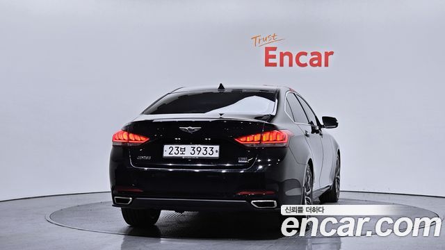 Hyundai Genesis из Кореи Encar