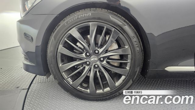 Hyundai Genesis из Кореи Encar