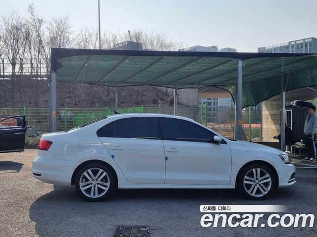 Volkswagen Jetta 2.0 TDI BlueMotion Premium 6th — пробег 153 431 км — фото 4 из 5