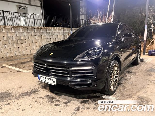 Porsche Cayenne 3.0 E-HYBRID COUPE PLATINUM EDITION — пробег 74 000 км — фото 2 из 5