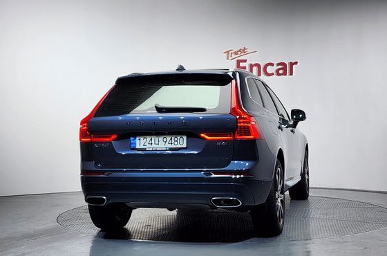 Volvo XC60 B6 Inscirtion — пробег 51 582 км — фото 4 из 5