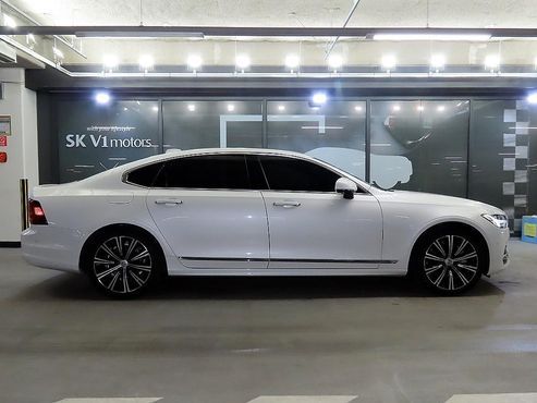 Volvo S90 B5 Ultimate Bright — пробег 28 000 км — фото 4 из 5