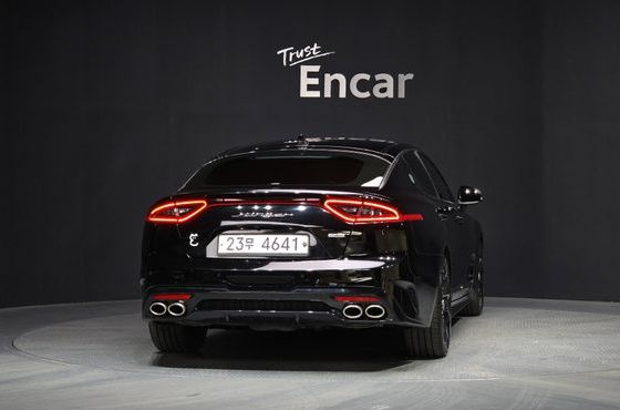 Kia Stinger 2.0 Turbo AWD Platinum — пробег 48 856 км — фото 4 из 5