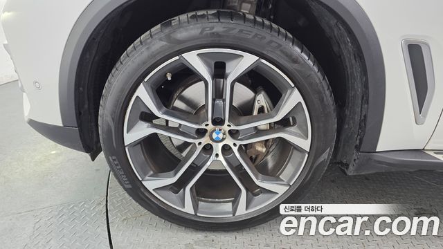 BMW X5 xDrive 30d xLine — пробег 45 721 км — фото 5 из 5