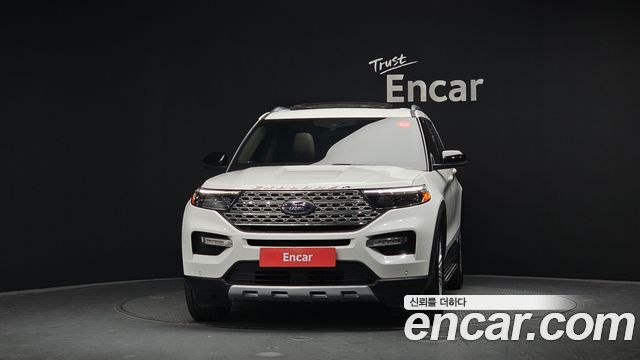 Ford Explorer 2.3 LimIted 4WD — пробег 102 152 км — фото 3 из 5