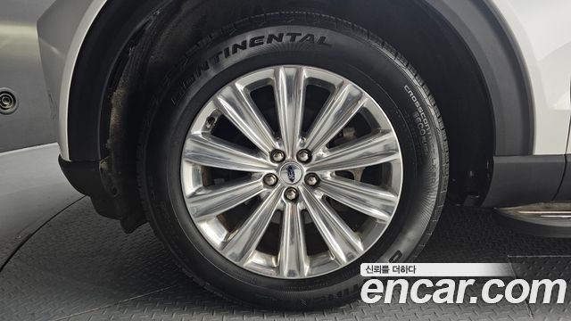 Ford Explorer 2.3 LimIted 4WD — пробег 102 152 км — фото 5 из 5
