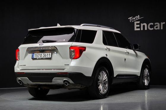 Ford Explorer 2.3 LimIted 4WD — пробег 111 934 км — фото 2 из 5