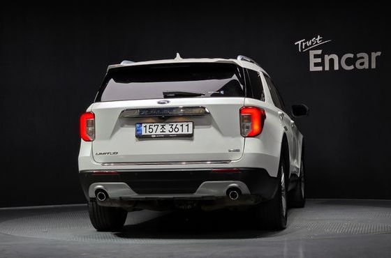 Ford Explorer 2.3 LimIted 4WD — пробег 111 934 км — фото 4 из 5