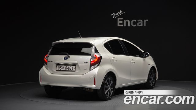 Toyota Prius 1.5 — пробег 96 882 км — фото 2 из 5