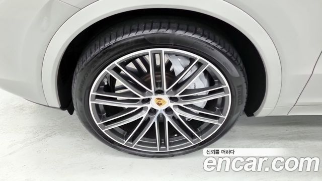 Porsche Cayenne 4.0 Turbo — пробег 20 926 км — фото 5 из 5