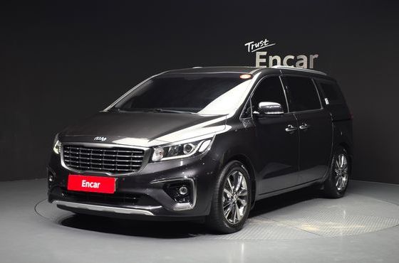 Kia Carnival Gasoline 9-Seater Prestige — пробег 180 959 км — фото 1 из 5