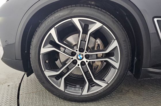 BMW X5 xDrive 30d xLine — пробег 57 682 км — фото 5 из 5