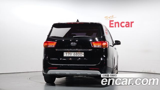 Kia Carnival из Кореи Encar