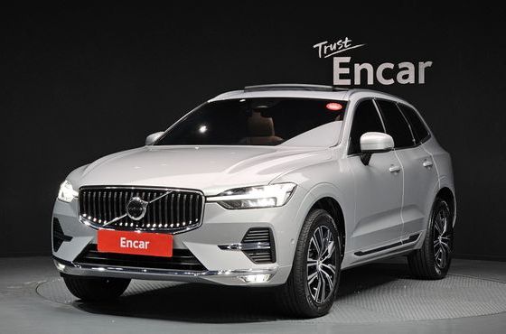 Volvo XC60 B5 Inscription — пробег 83 780 км — фото 1 из 5