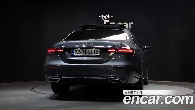 Mercedes-Benz E-Class из Кореи Encar