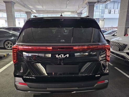 Kia Carnival HEV 9seater Gravity — пробег 6 890 км — фото 4 из 5