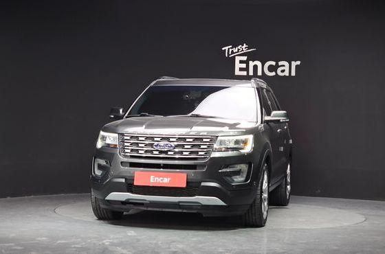 Ford Explorer 2.3 Limited 4WD 5th — пробег 62 282 км — фото 3 из 5