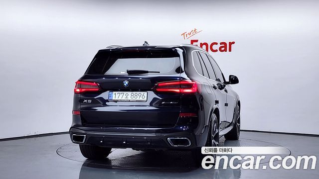 BMW X5 xDrive 45e M Sport — пробег 122 778 км — фото 4 из 5