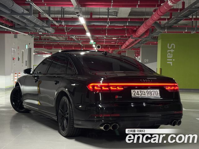 Audi S8 из Кореи Encar