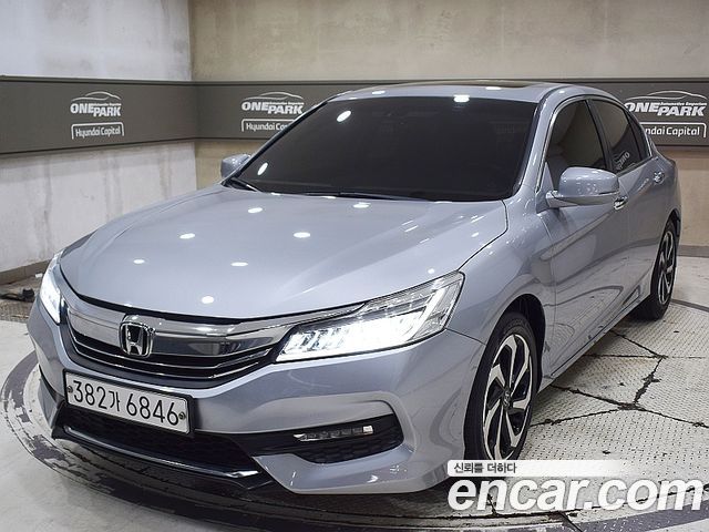 Honda Accord 2.4 9th — пробег 82 000 км — фото 1 из 5