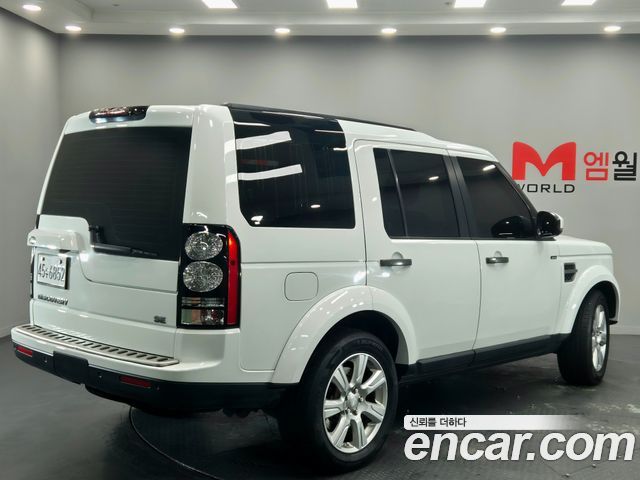 Land Rover Discovery 3.0 TDV6 SE — пробег 190 362 км — фото 3 из 5