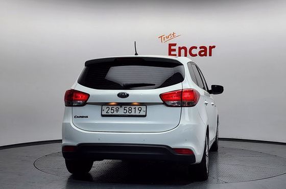 Kia Carens 2.0 LPi Prestige — пробег 205 501 км — фото 4 из 5