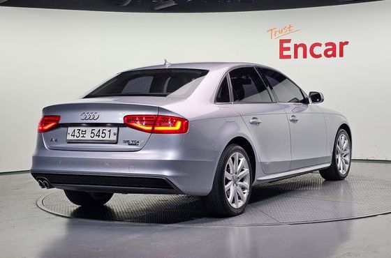 Audi A4 35 TDI Quattro Dynamic B8 — пробег 123 670 км — фото 2 из 5