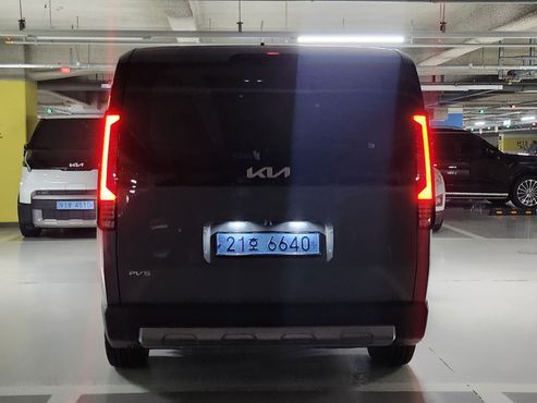 Kia PV5 Passenger 5 Seater Plus — пробег 260 км — фото 3 из 5