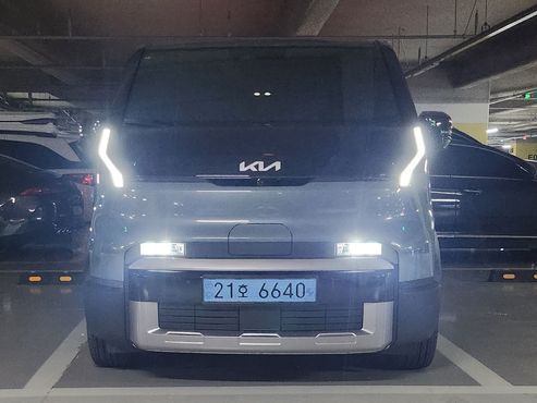 Kia PV5 Passenger 5 Seater Plus — пробег 260 км — фото 4 из 5