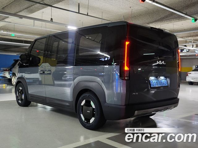 Kia PV5 Passenger 5 Seater Plus — пробег 260 км — фото 5 из 5