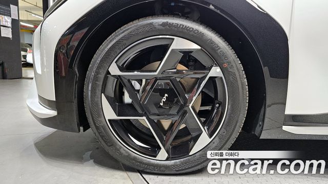 Kia EV4 из Кореи Encar