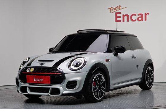 Mini Cooper JCW 3rd Generation — пробег 8 423 км — фото 1 из 5