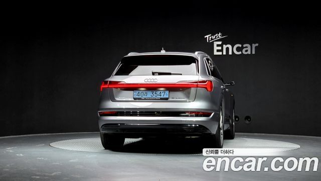 Audi e-tron из Кореи Encar