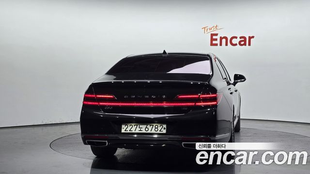 Genesis G90 из Кореи Encar