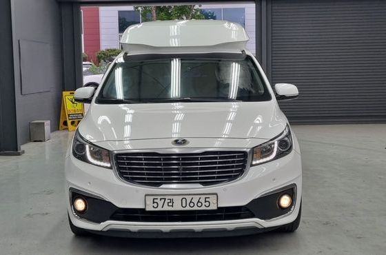 Kia Carnival Gasoline 9-seater Hi-Limousine Noblesse — пробег 157 500 км — фото 3 из 5