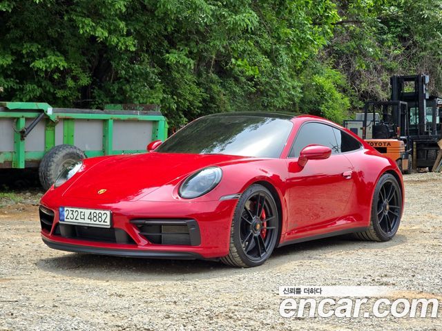 Porsche 911 Carrera GTS — пробег 2 000 км — фото 1 из 5