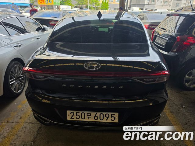 Hyundai Grandeur из Кореи Encar